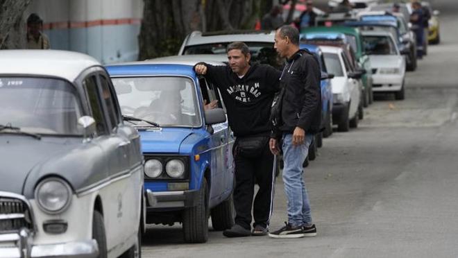 掐住古巴石油命脉后 特朗普称正与古巴高层对话